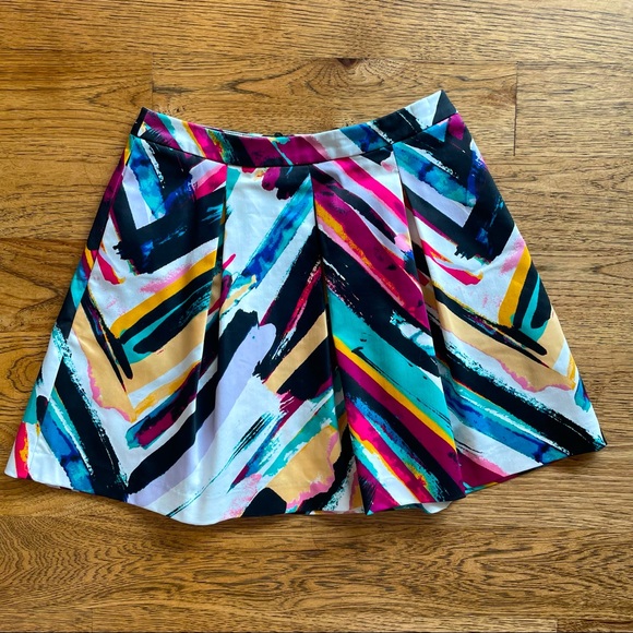 H&M Women's Colorful Abstract Printed Pleated Mini Skirt Size 6 - Picture 1 of 5